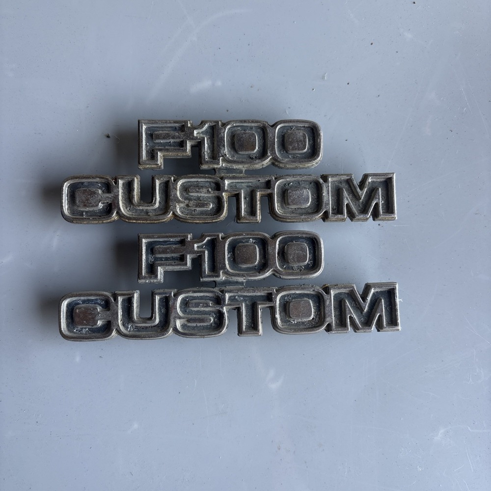 1977-1979 Ford F100 Custom Emblems Pair Original